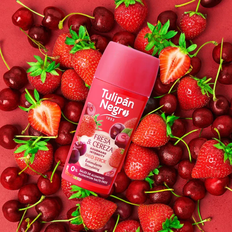 Tulipan Negro Stick Fresa Y Cereza 60 Ml